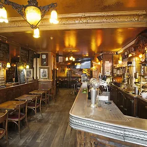 https://bistrot-les-sans-culottes.fr-paris.fr